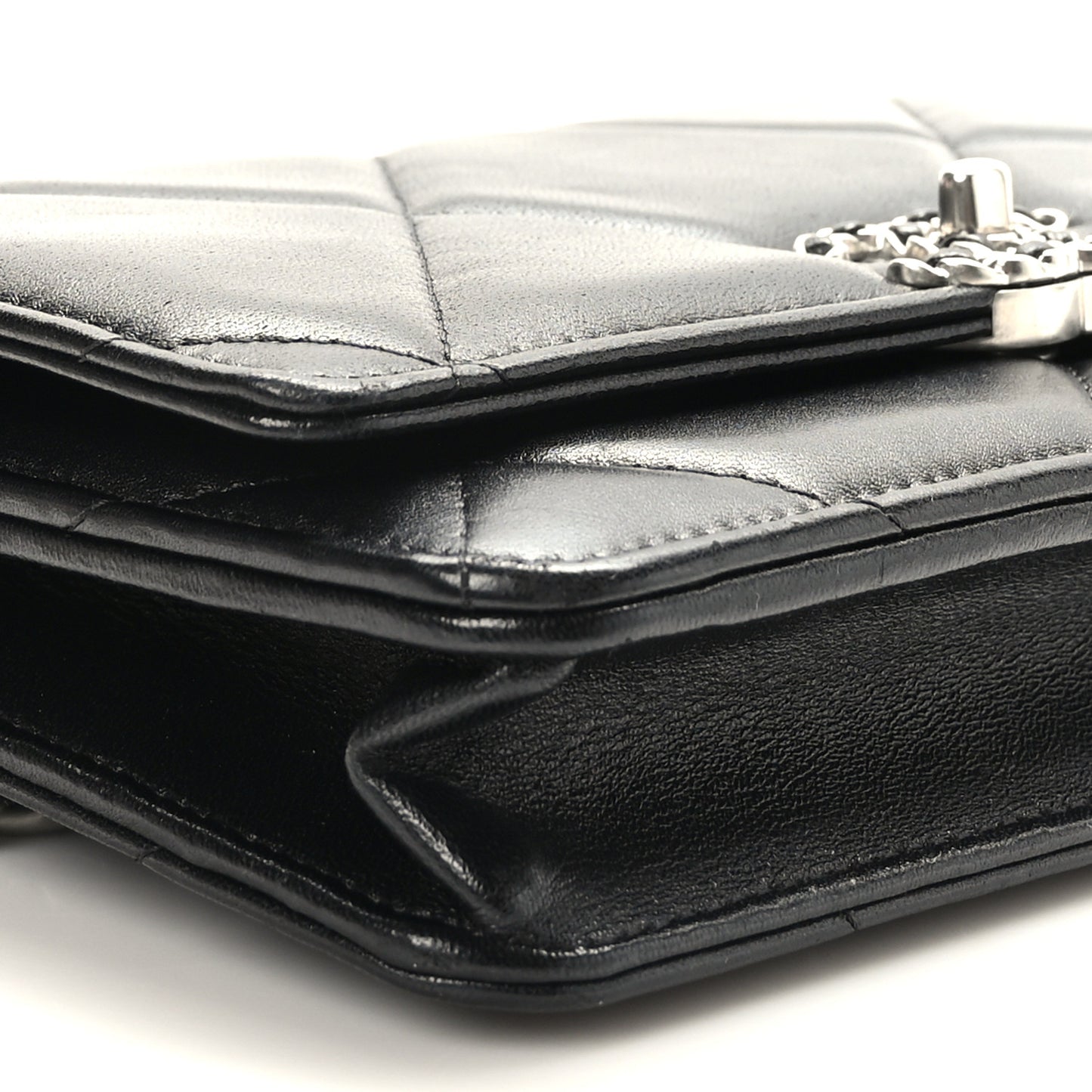Lambskin Quilted Chanel 19 Wallet On Chain WOC Black