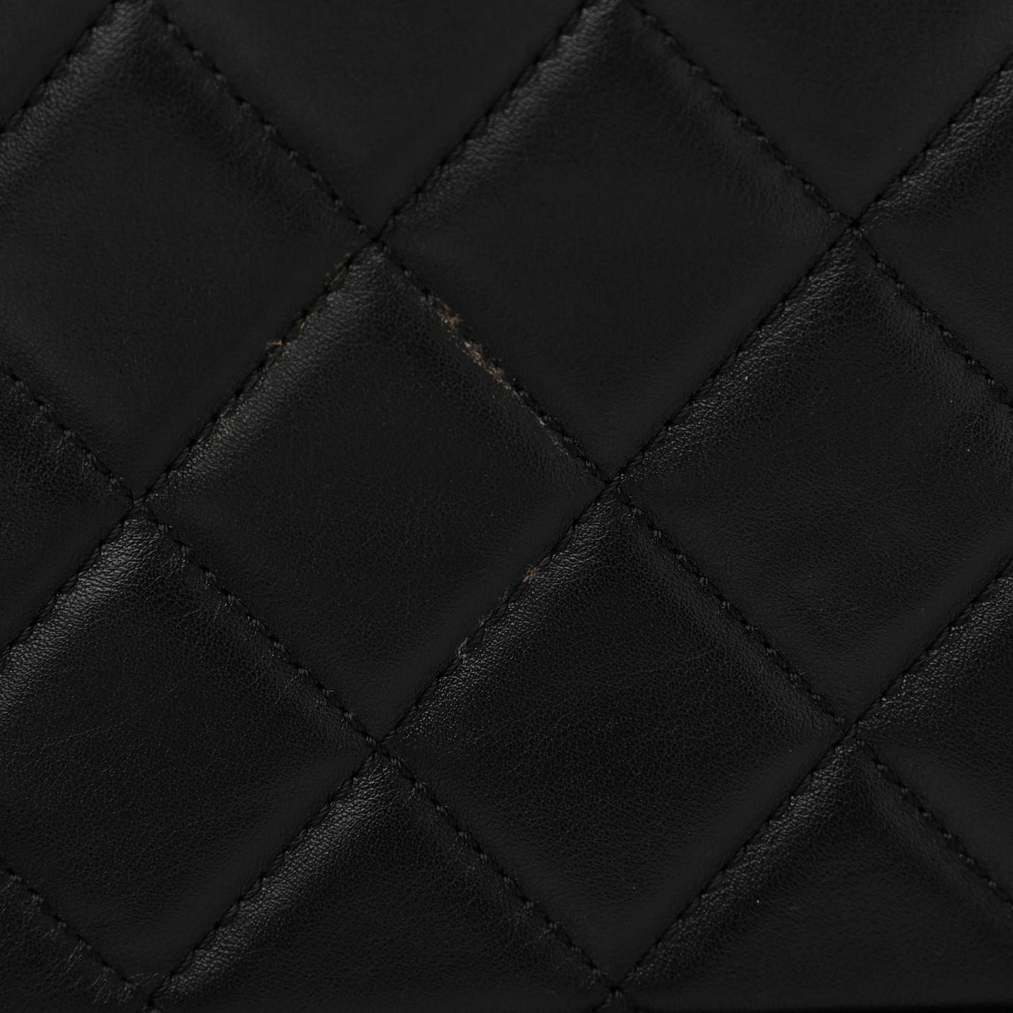 Lambskin Quilted Medium Boy Flap Black