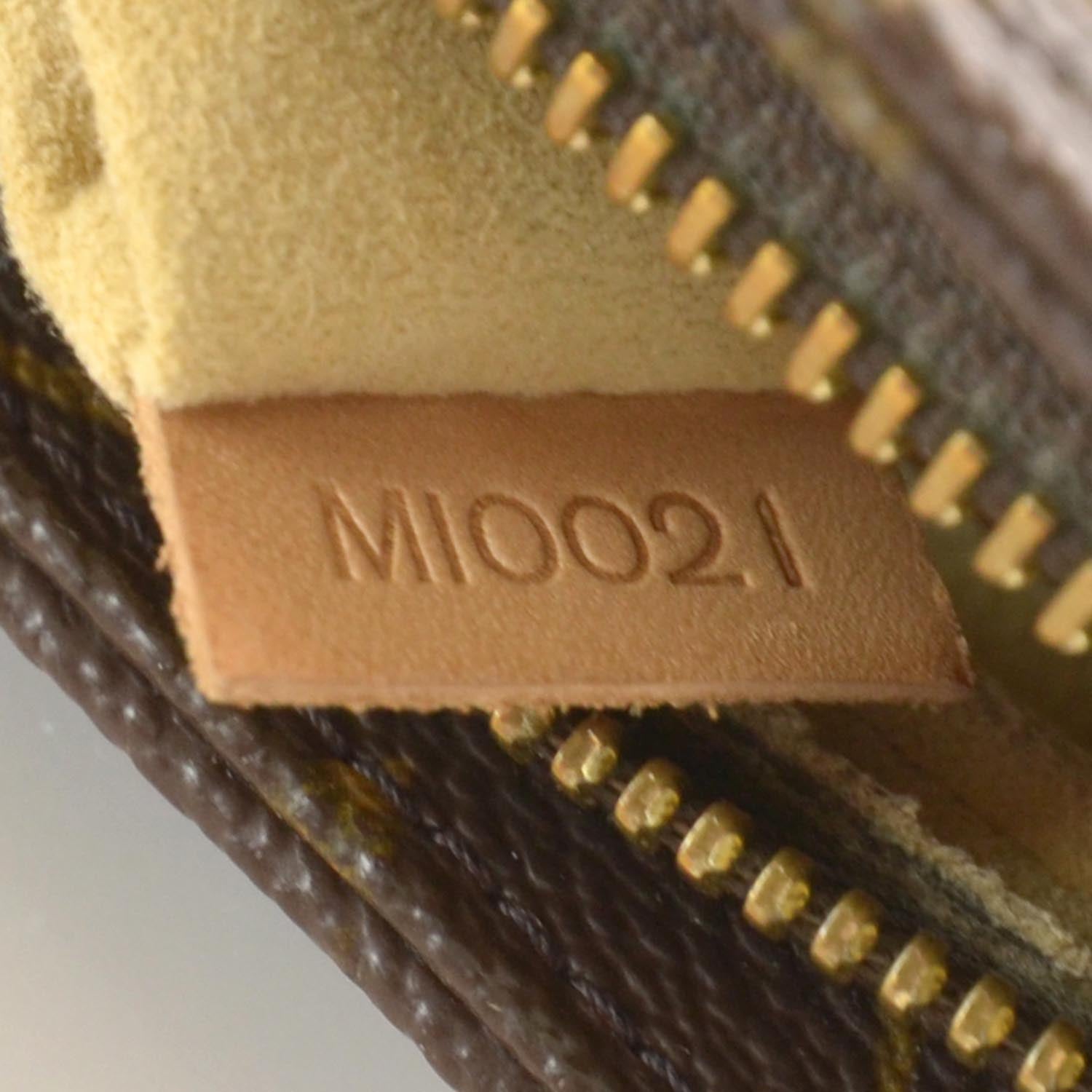 Louis Vuitton Monogram Looping MM 6 of 7