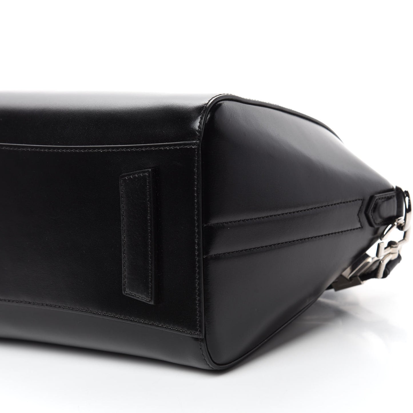 Shiny Lord Calfskin Small Antigona Black