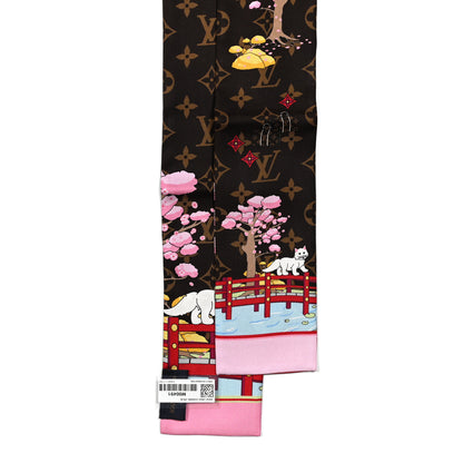 Louis Vuitton Silk Monogram 2021 Christmas Animation Japanese Garden Bandeau Marron 2 of 4