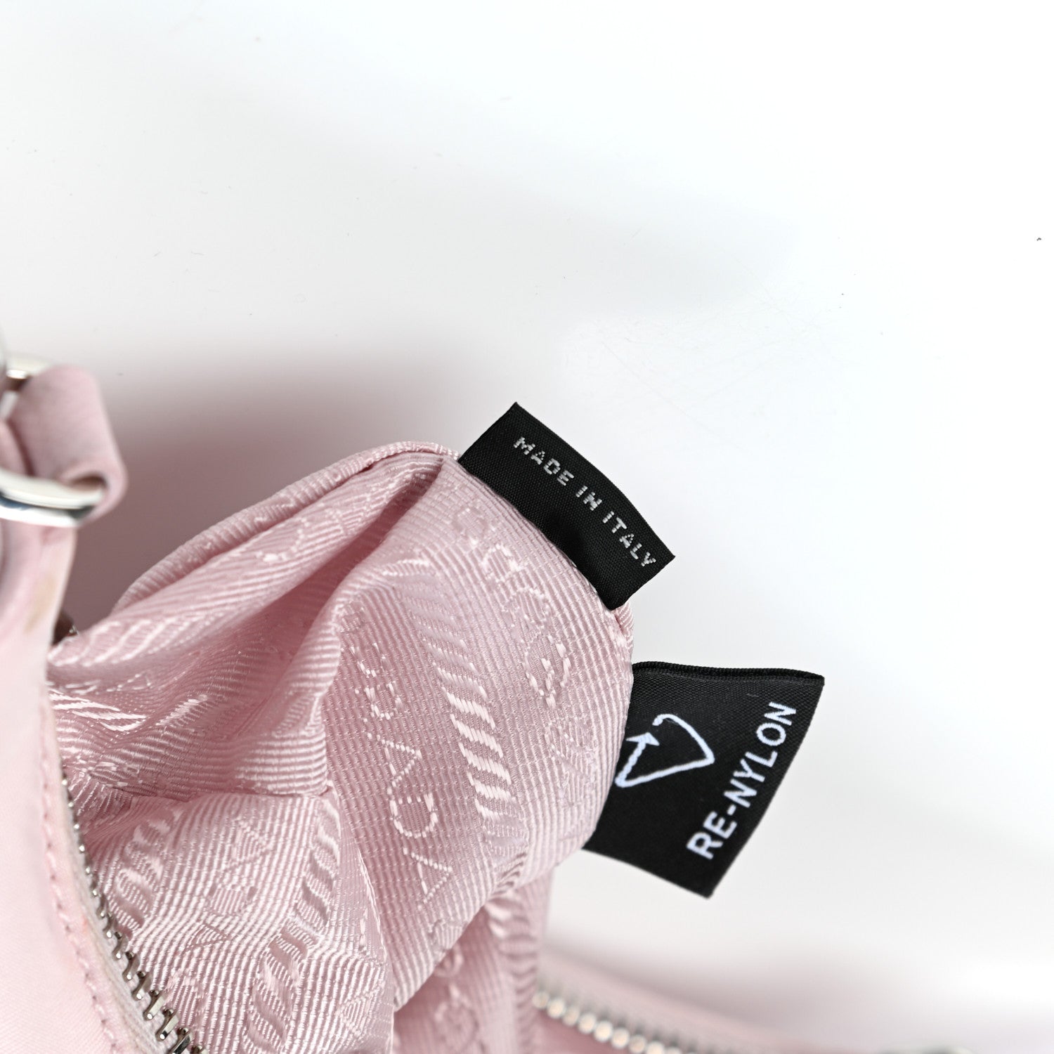 Prada Nylon Re-Edition 2005 Shoulder Bag Alabastro 12 of 16