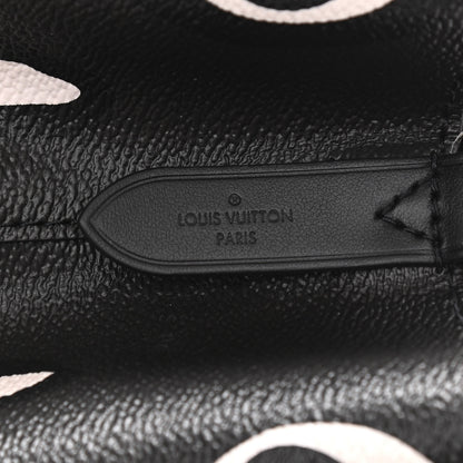 Louis Vuitton Monogram Giant Wild At Heart Neonoe MM Black 6 of 10