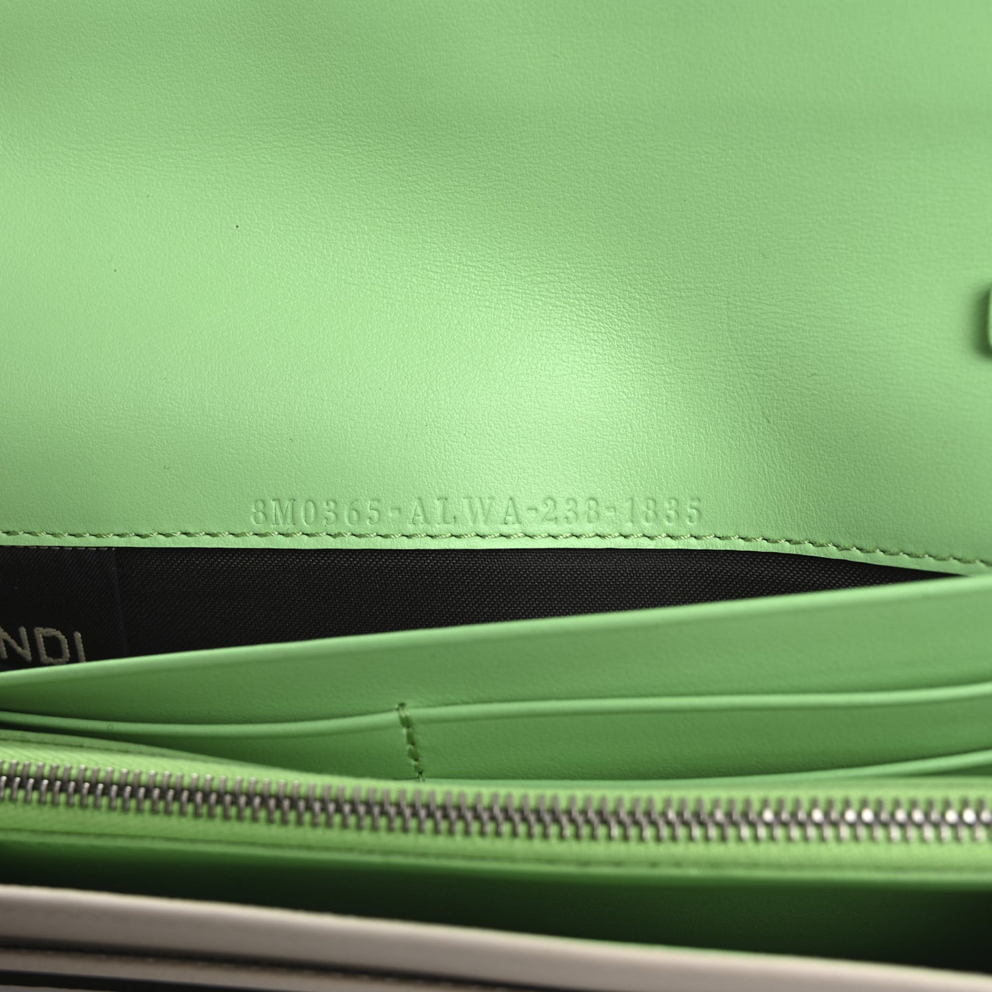Vitello King Cruise FF Diamonds Continental Envelope Wallet On Chain Latte Edamame