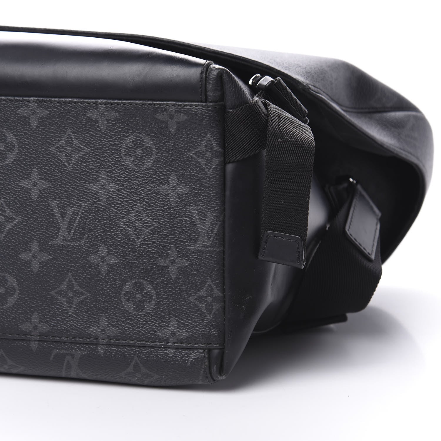 Louis Vuitton Monogram Eclipse Voyager Messenger MM 9 of 12