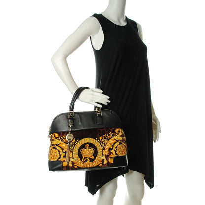 Versace Velvet Vanitas Athena Black 2 of 6