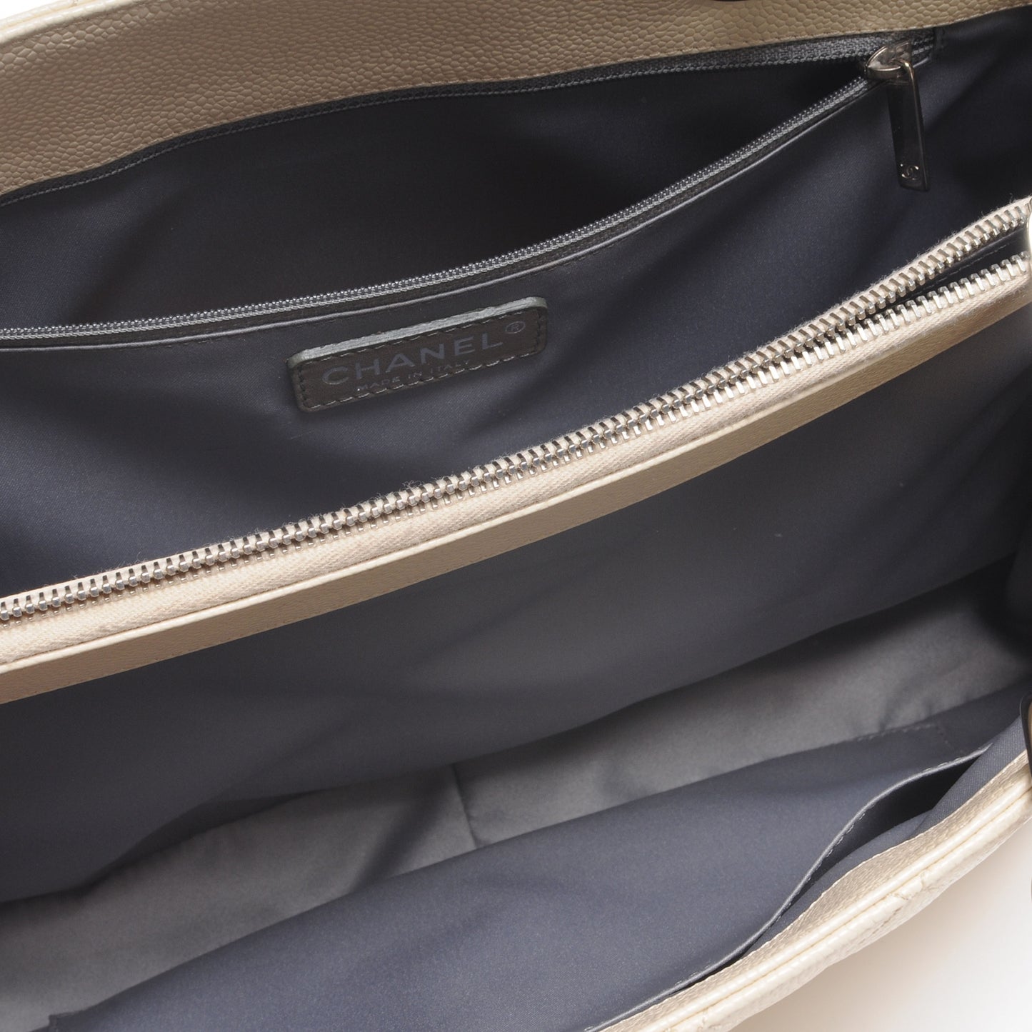 Caviar Grand Shopping Tote GST Beige Clair