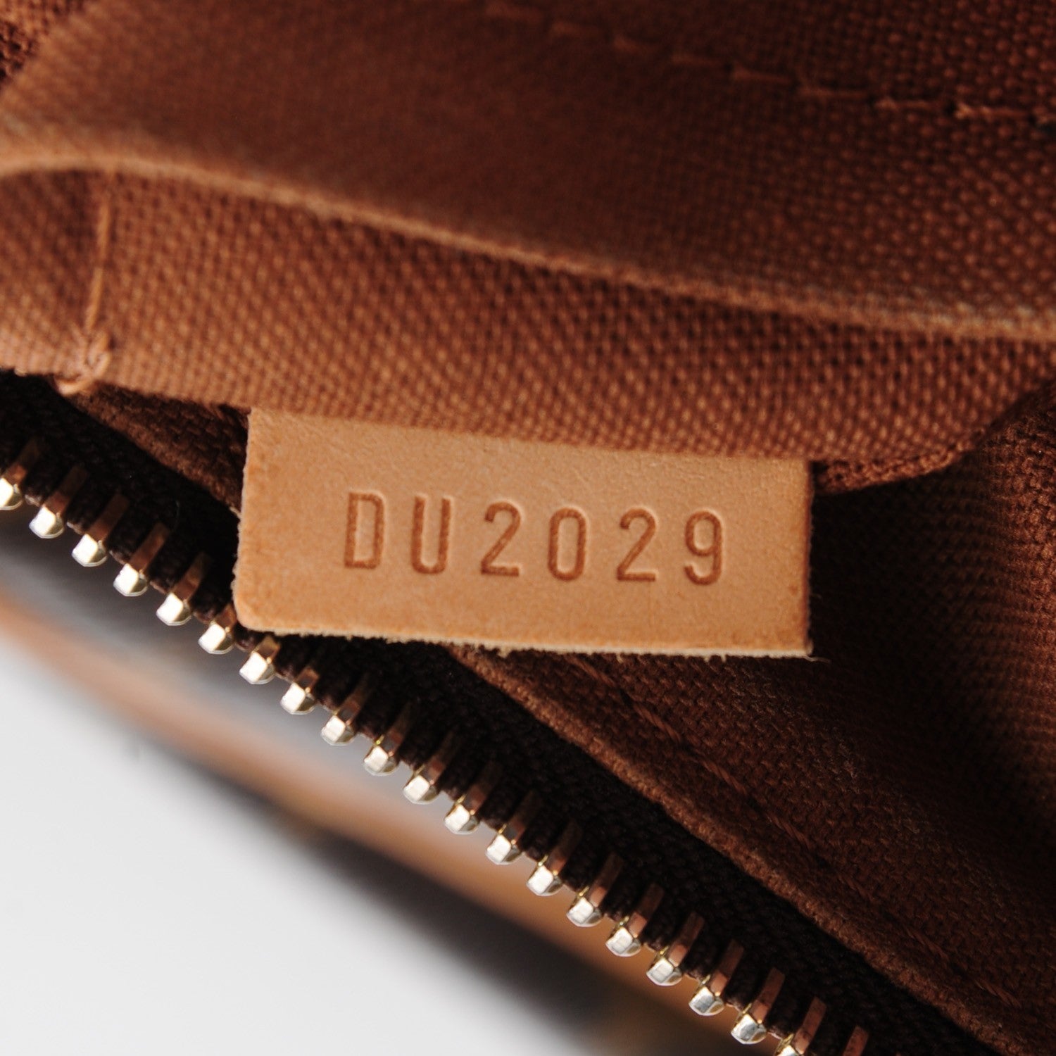 Louis Vuitton Monogram Odeon GM 8 of 8