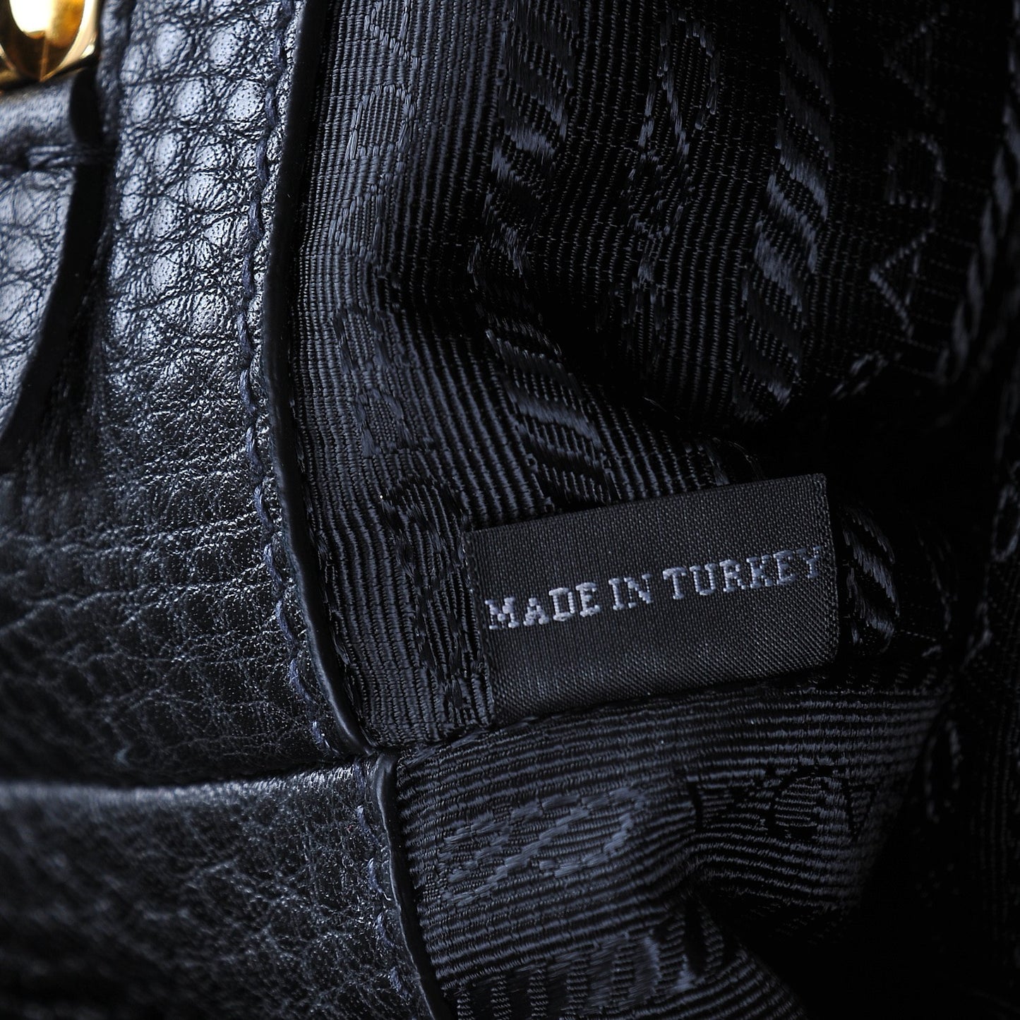 Vitello Daino Tote Nero Black
