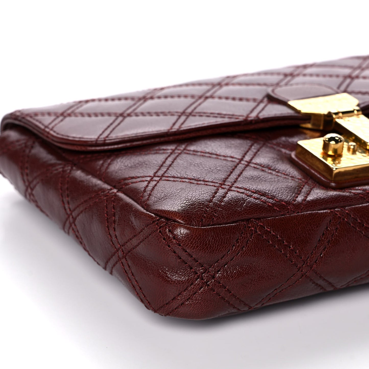 Lacquered Lambskin Baroque The Medium Single Flap Bordeaux