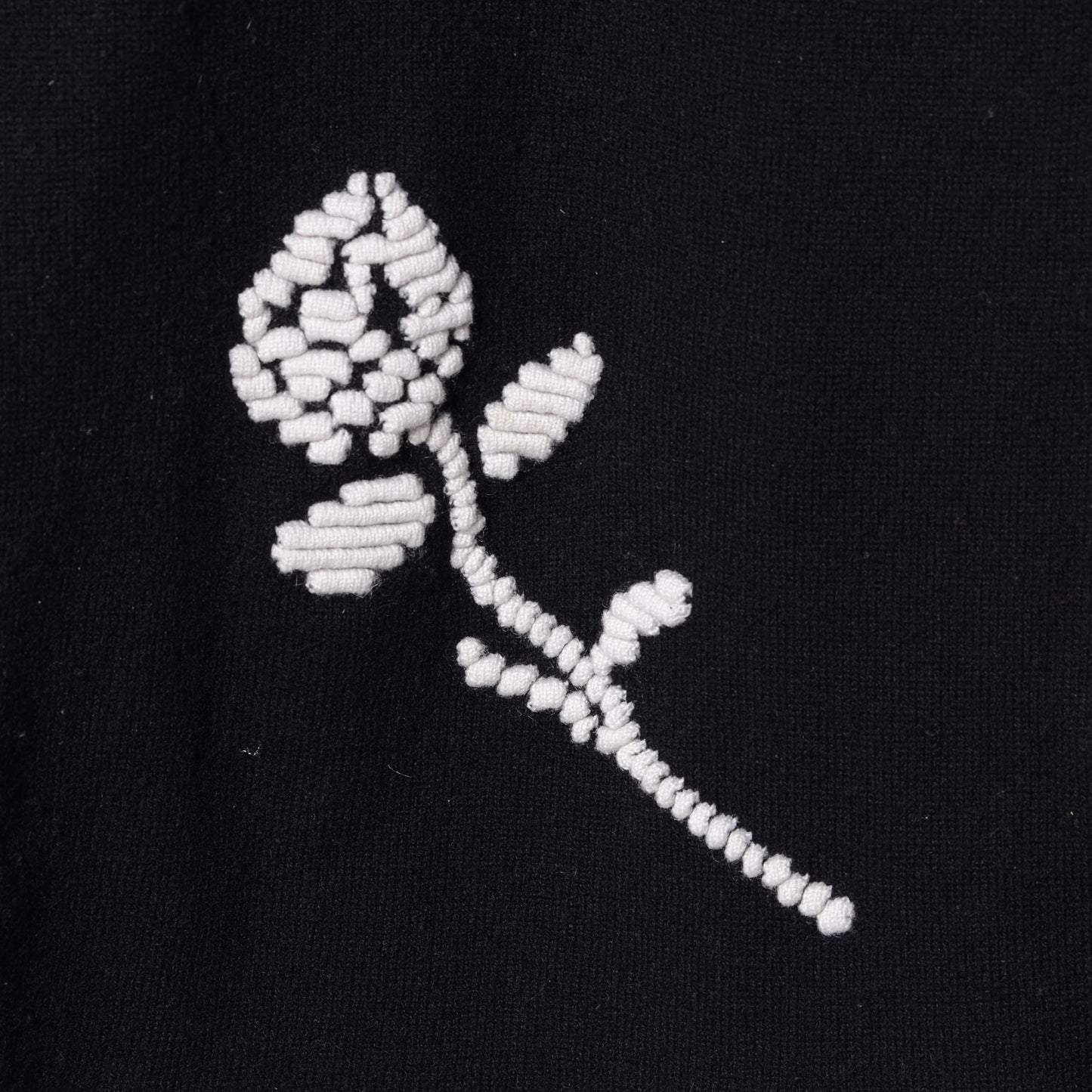 Cashmere CC Camellia Flower Fringe Scarf Black White