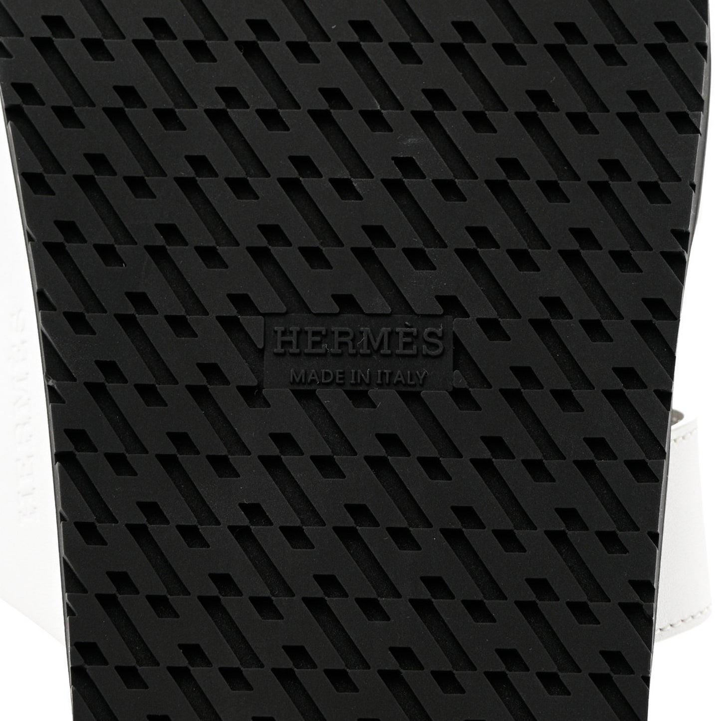 Calfskin Womens Chypre Sandals 40 White