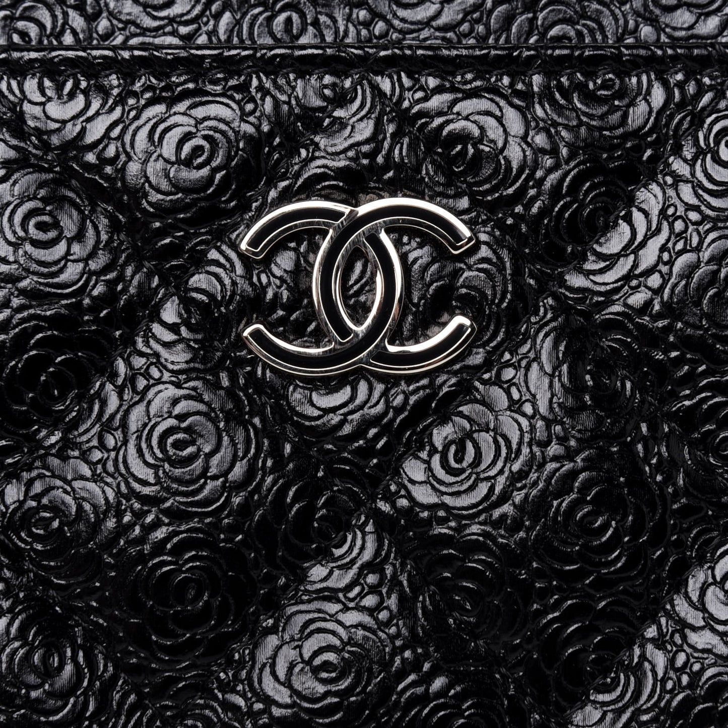 Calfskin Camellia Embossed Quilted Card Holder Black