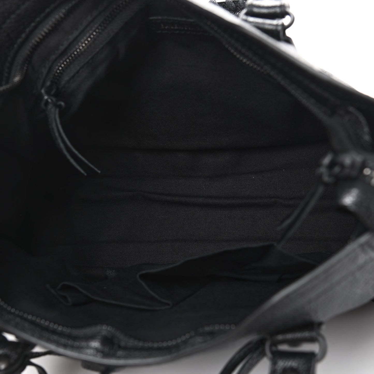Chevre Black Metallic Edge Hardware S City Black