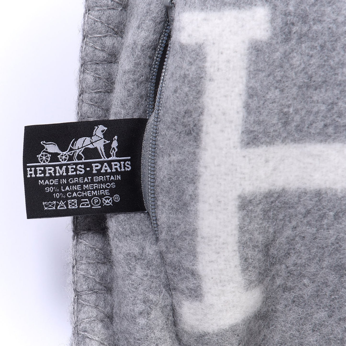 Wool Cashmere Avalon III Pillow PM Ecru Gris Clair