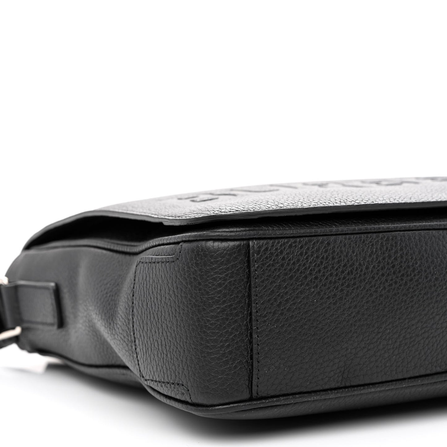 Grainy Calfskin Embossed Bruno Messenger Black