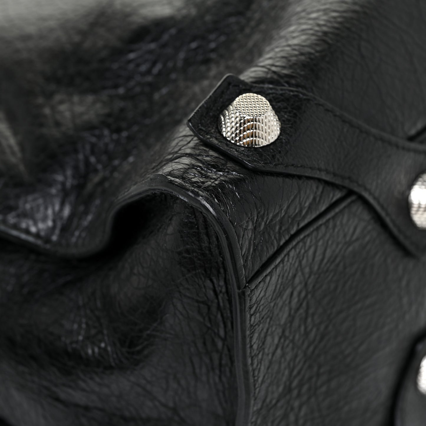Agneau Giant 12 Silver Hardware Mute City Black