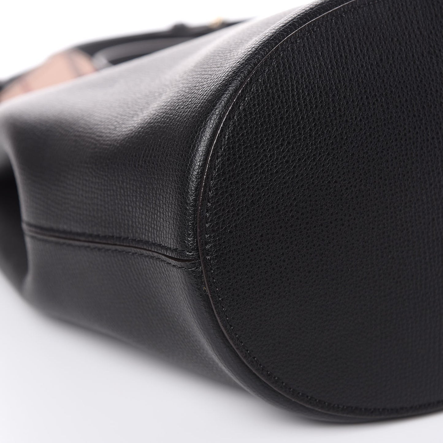 London Grainy Calfskin Small Lorne Bucket Crossbody Black
