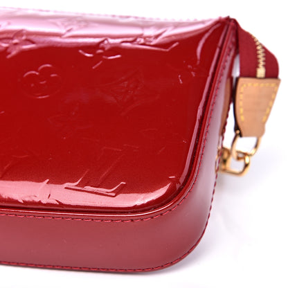 Louis Vuitton Vernis Pochette Accessories NM Pomme D'Amour 8 of 9