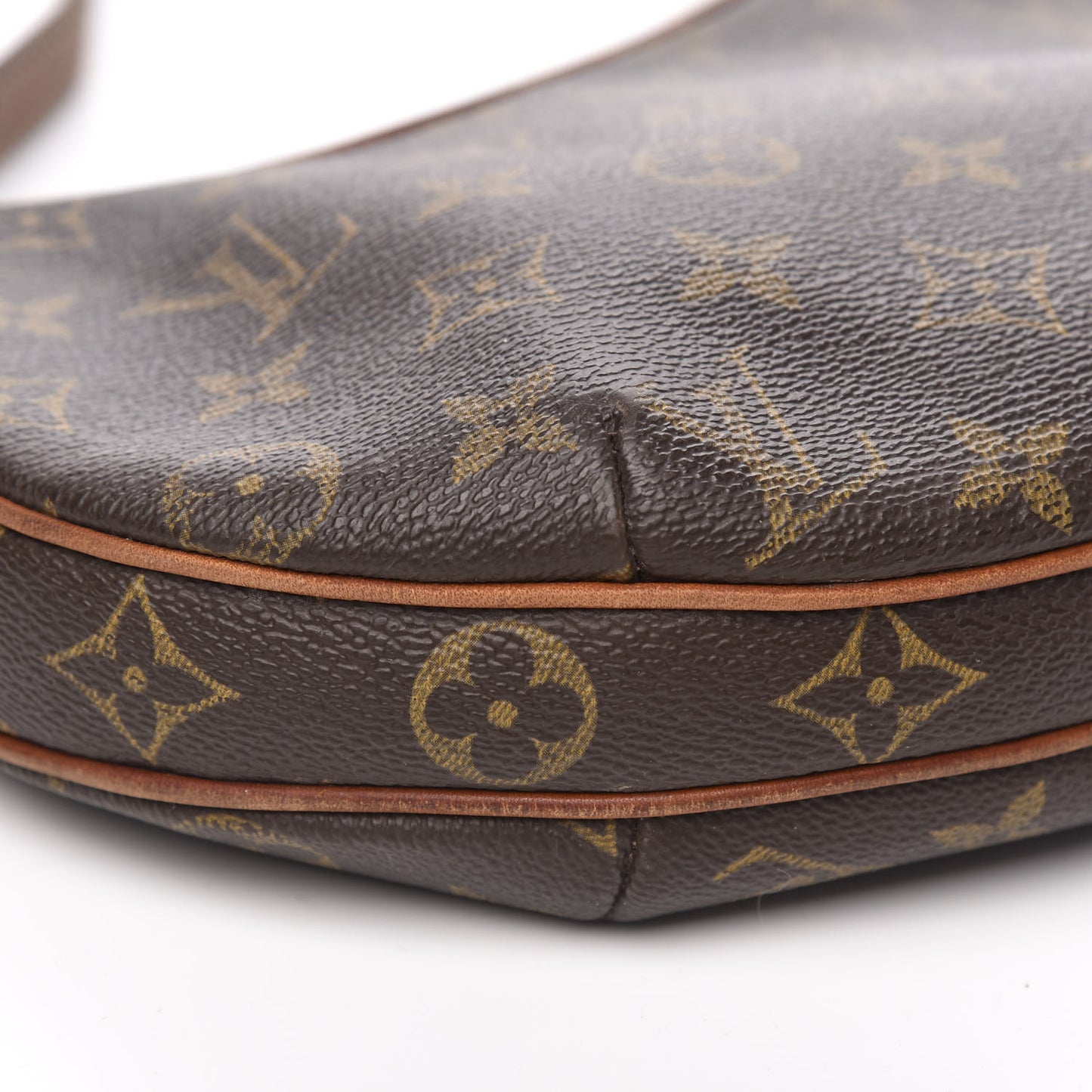 Monogram Croissant PM
