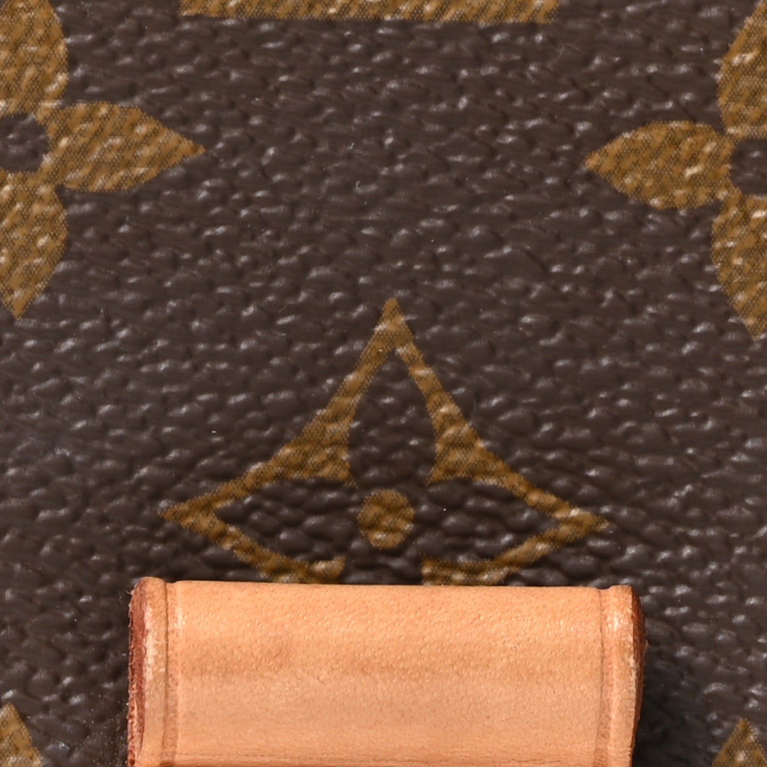 Louis Vuitton Monogram Pochette Metis 7 of 9