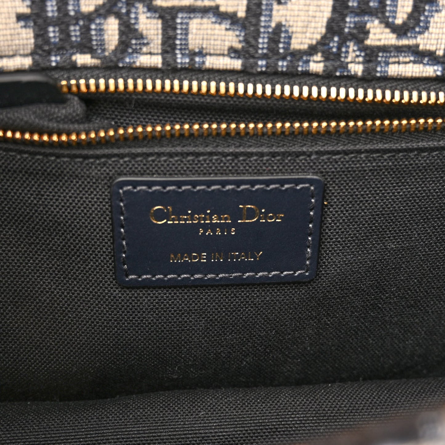 Oblique 30 Montaigne Chain Flap Bag Blue