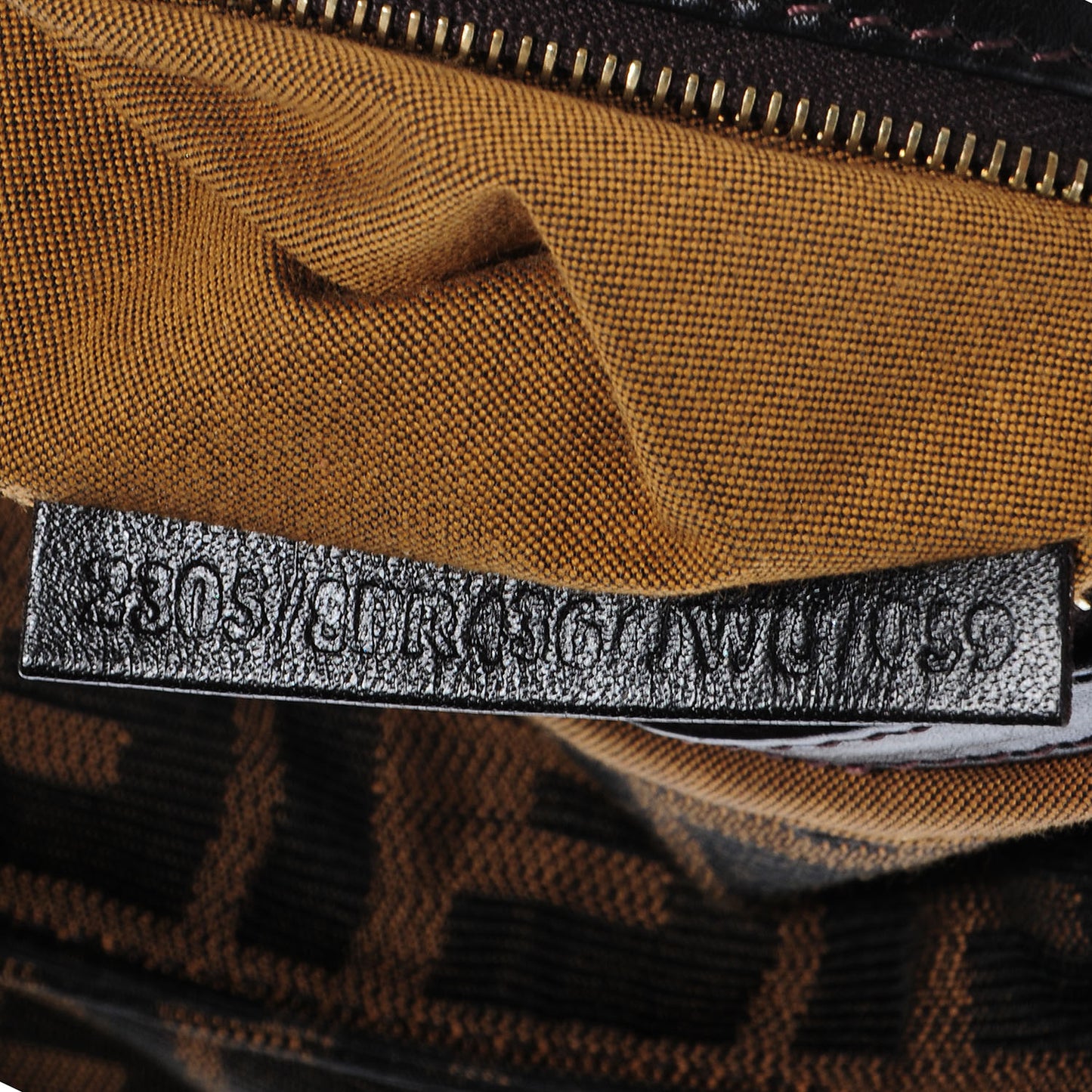 Zucca Small Chef Shoulder Bag Tobacco