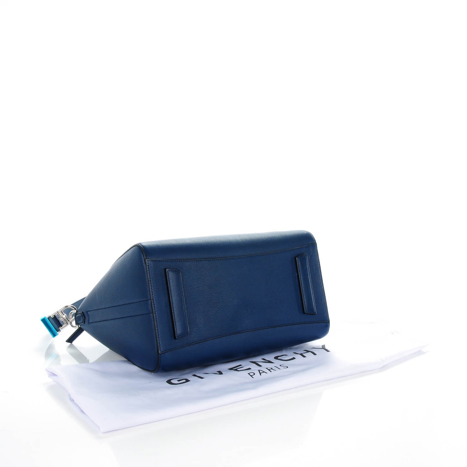 Givenchy Sugar Goatskin Medium Antigona Deep Blue 4 of 7