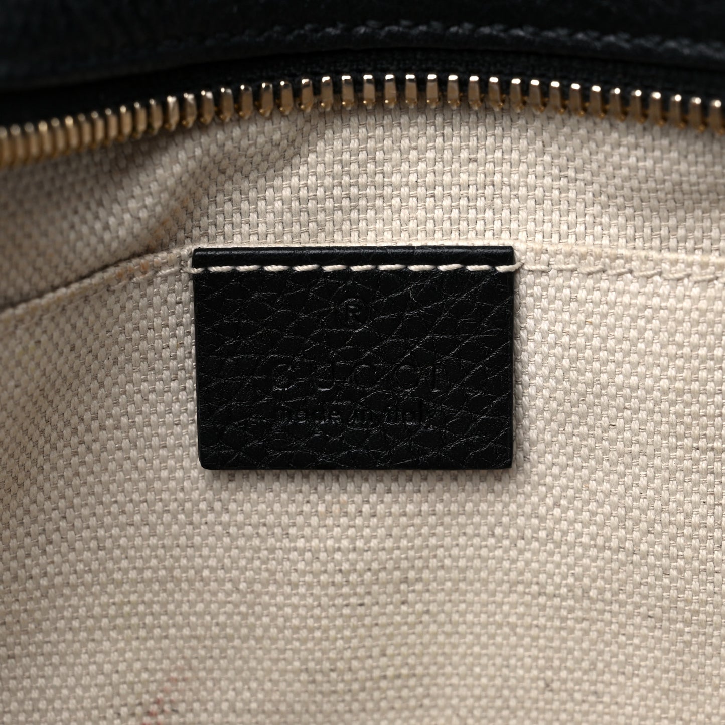 Pebbled Calfskin Small Soho Disco Bag Black