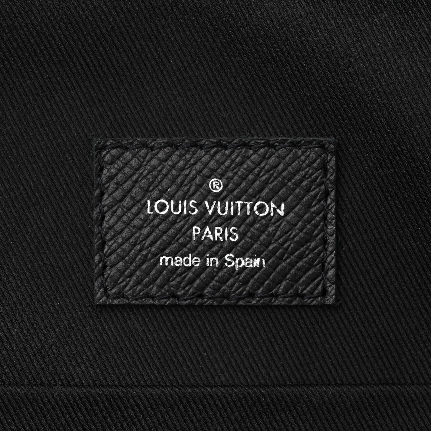 Louis Vuitton Taigarama Outdoor Slingbag Black 6 of 9