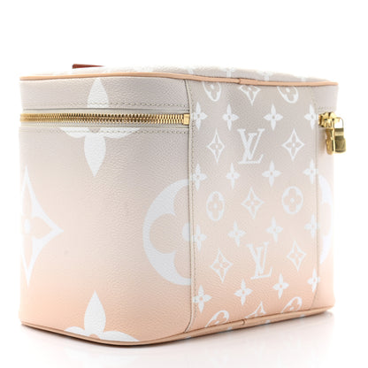 Louis Vuitton Monogram Giant By The Pool Nice BB Brume 3 of 6