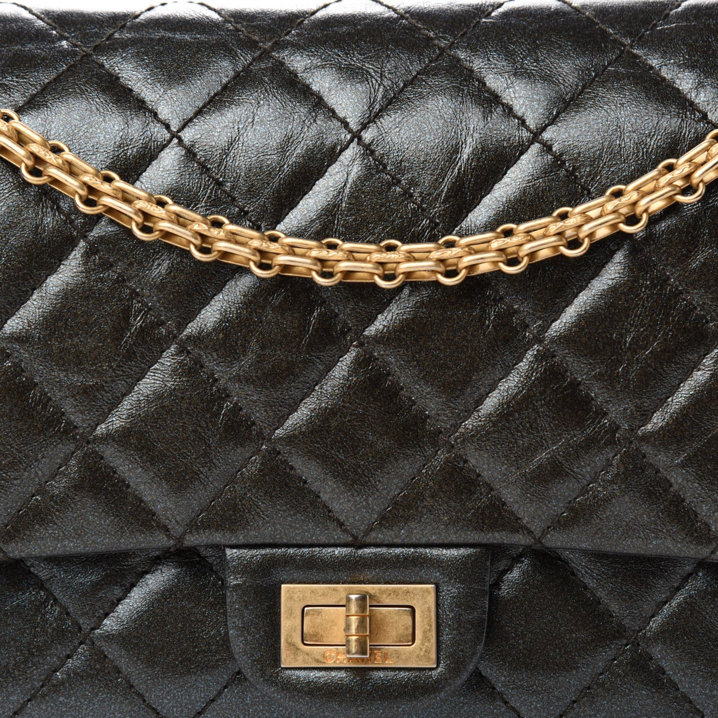 Iridescent Calfskin Quilted 2.55 Reissue 226 Flap Ruthenium