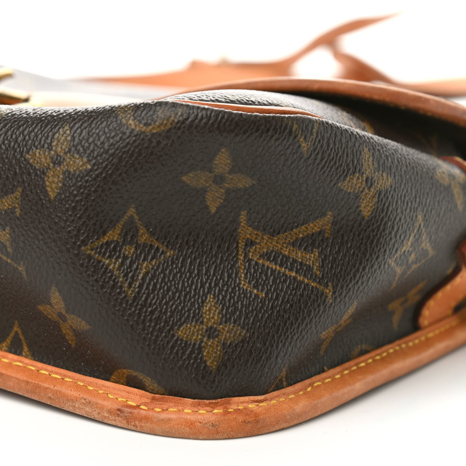 Louis Vuitton Monogram Sologne 10 of 10