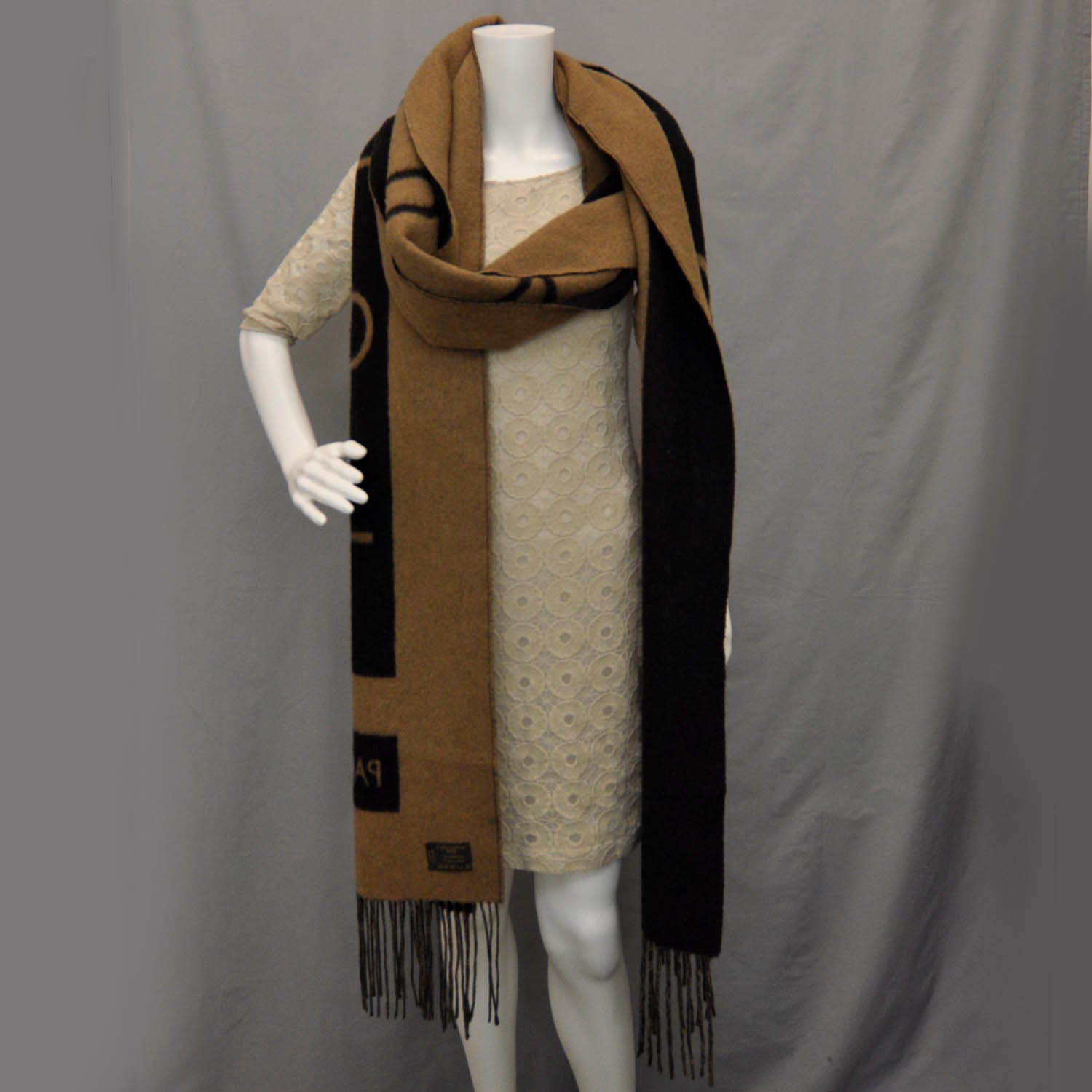 Louis Vuitton Cashmere Baroda Fringe Scarf Beige 4 of 5