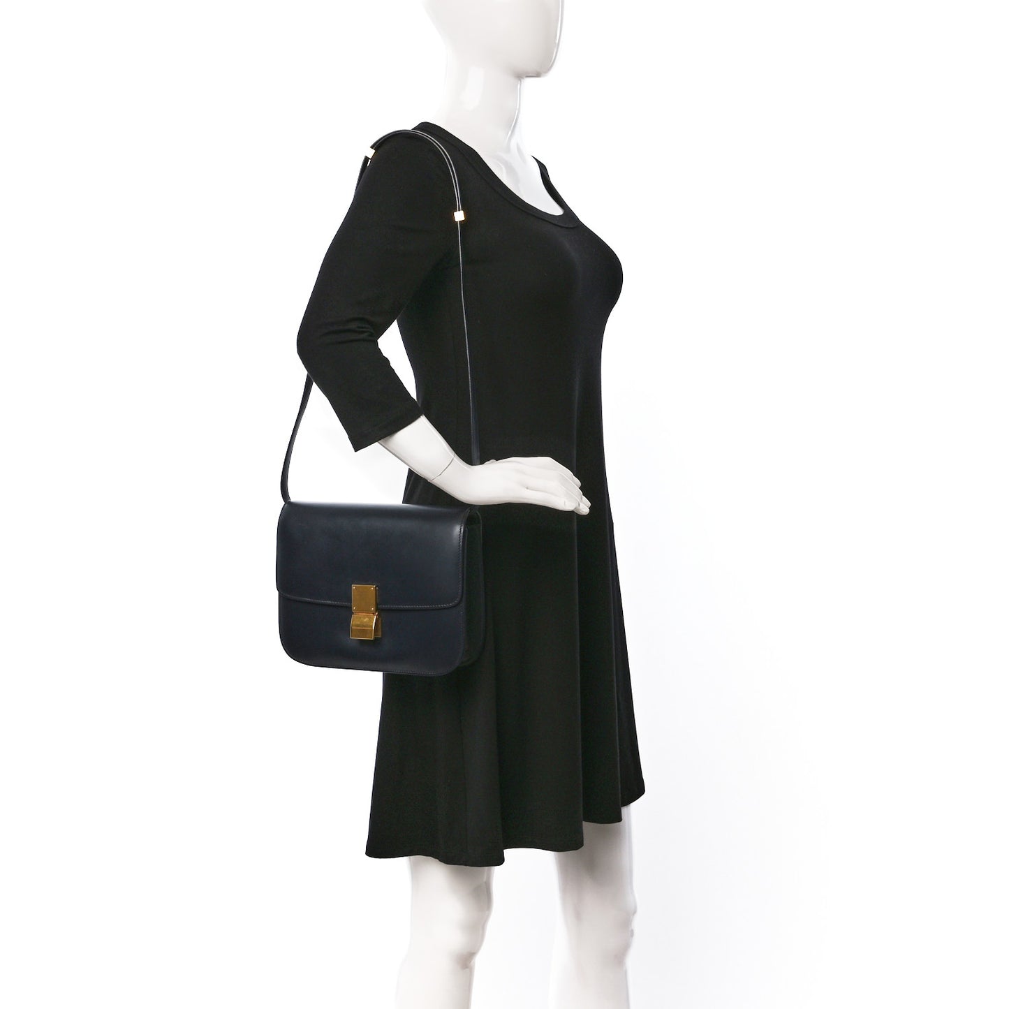 Box Calfskin Medium Classic Box Flap Bag Navy