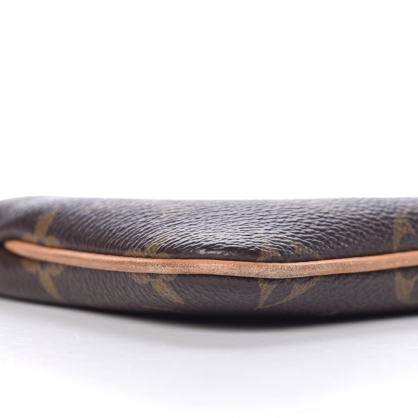 Monogram Pochette Milla MM