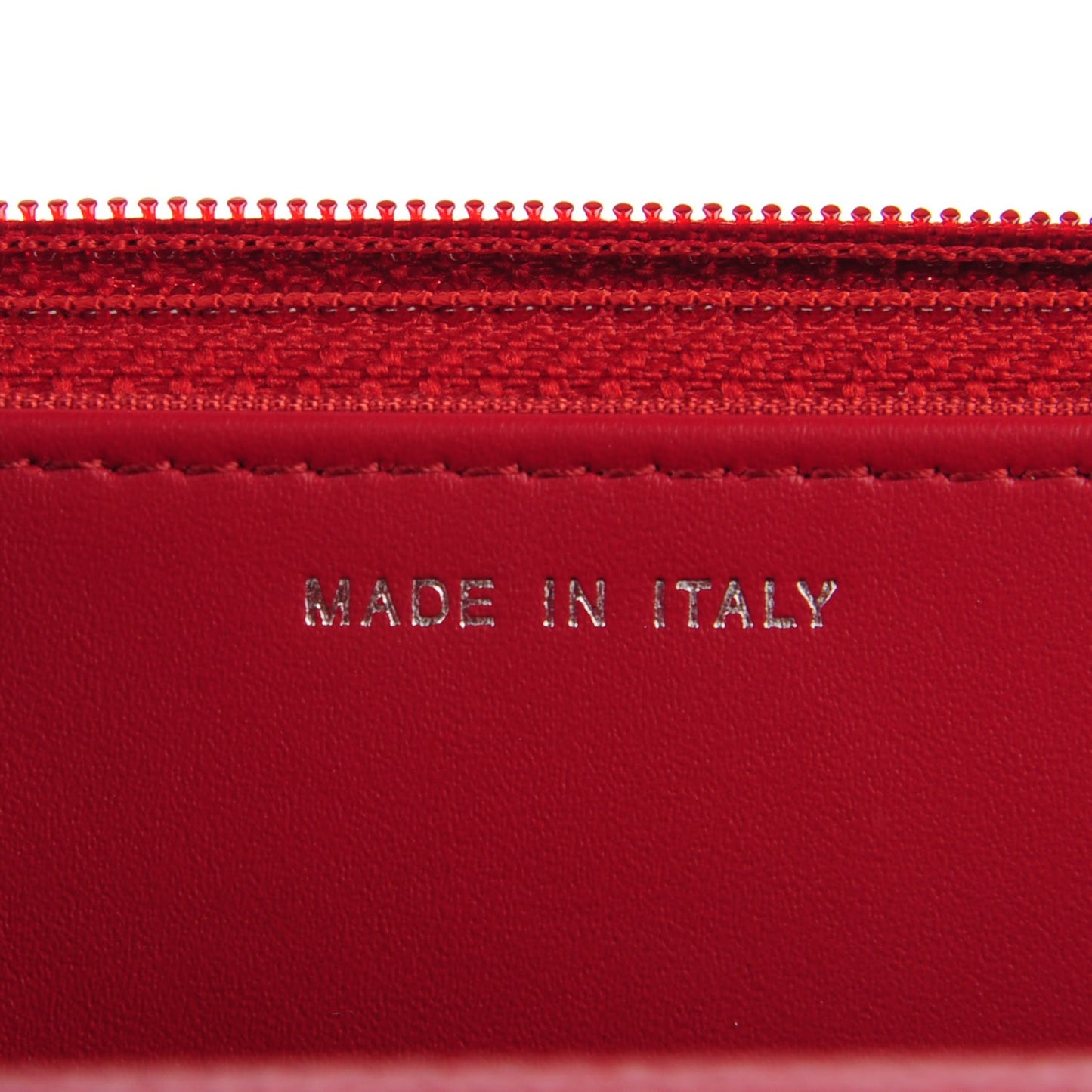 Caviar Quilted Wallet on Chain WOC Red