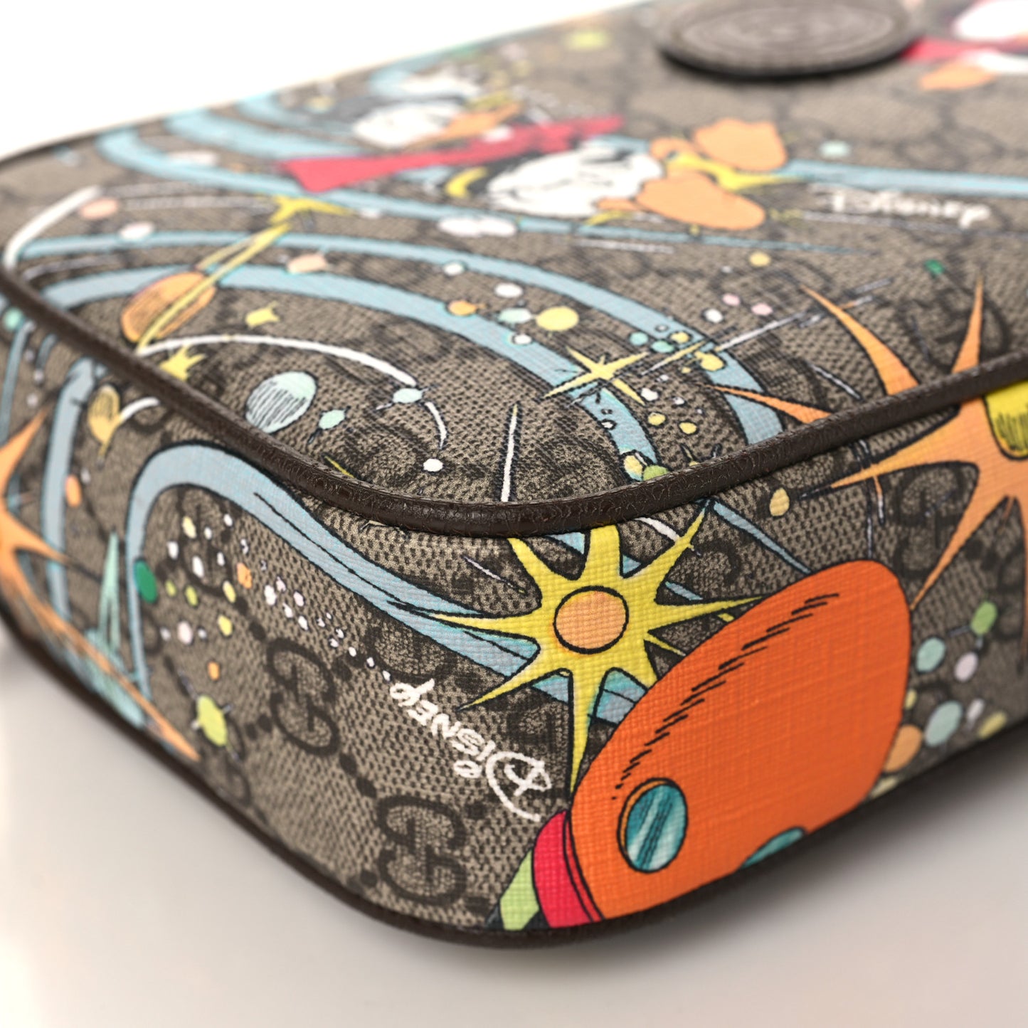 X DISNEY GG Supreme Monogram Donald Duck Small Interlocking G Belt Bag 90 36 Beige Multicolor New Acero