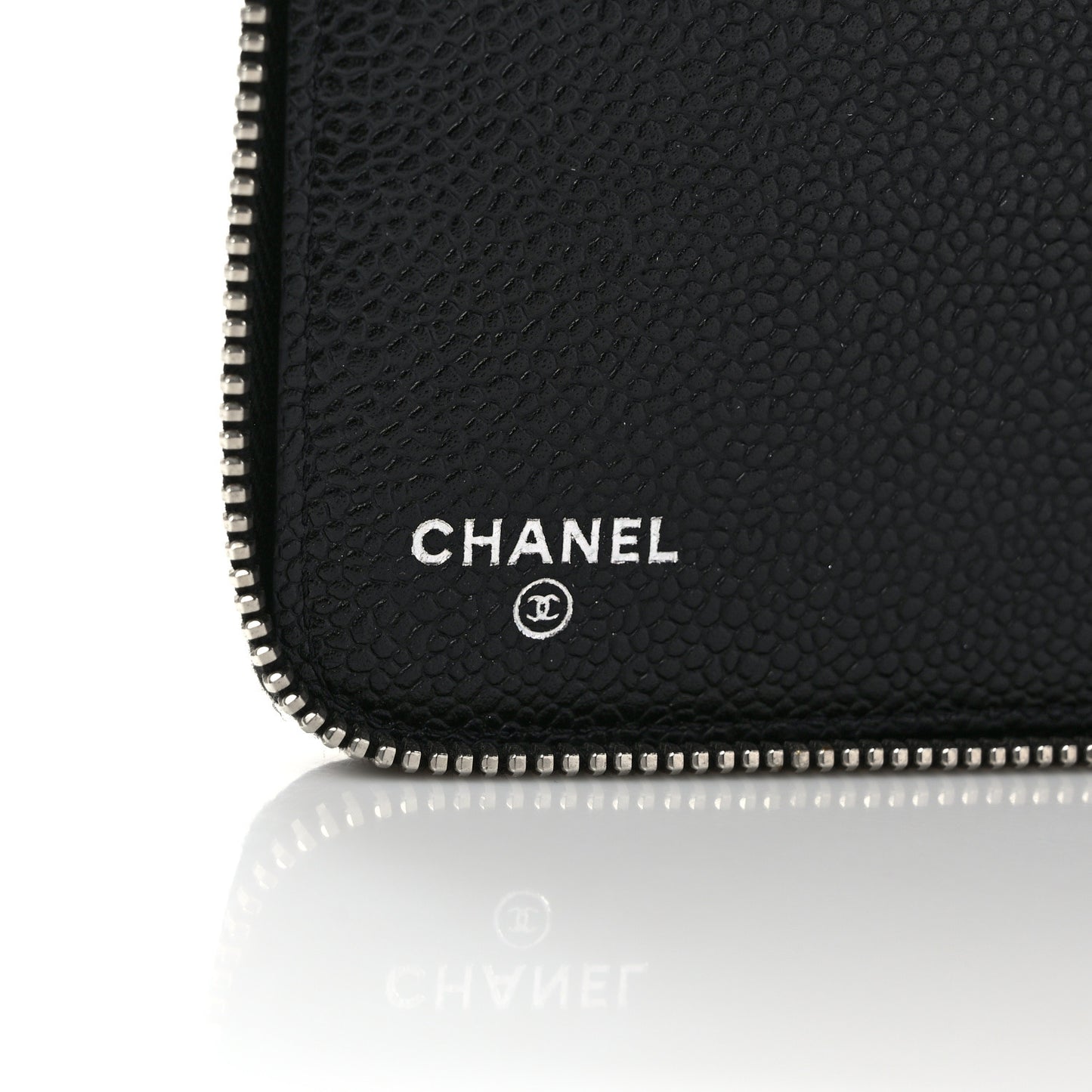 Caviar Quilted Zip Around Notebook Agenda Cover Black