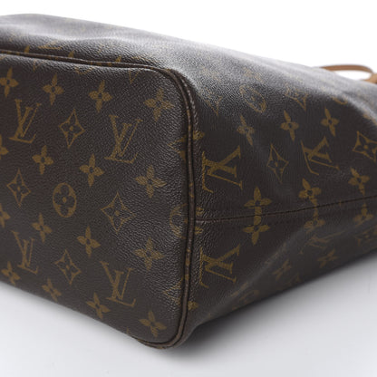 Louis Vuitton Monogram Neverfull MM 11 of 12