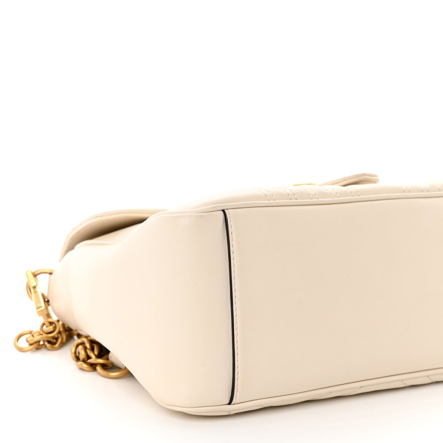 Calfskin Matelasse Small GG Marmont Top Handle Shoulder Bag White