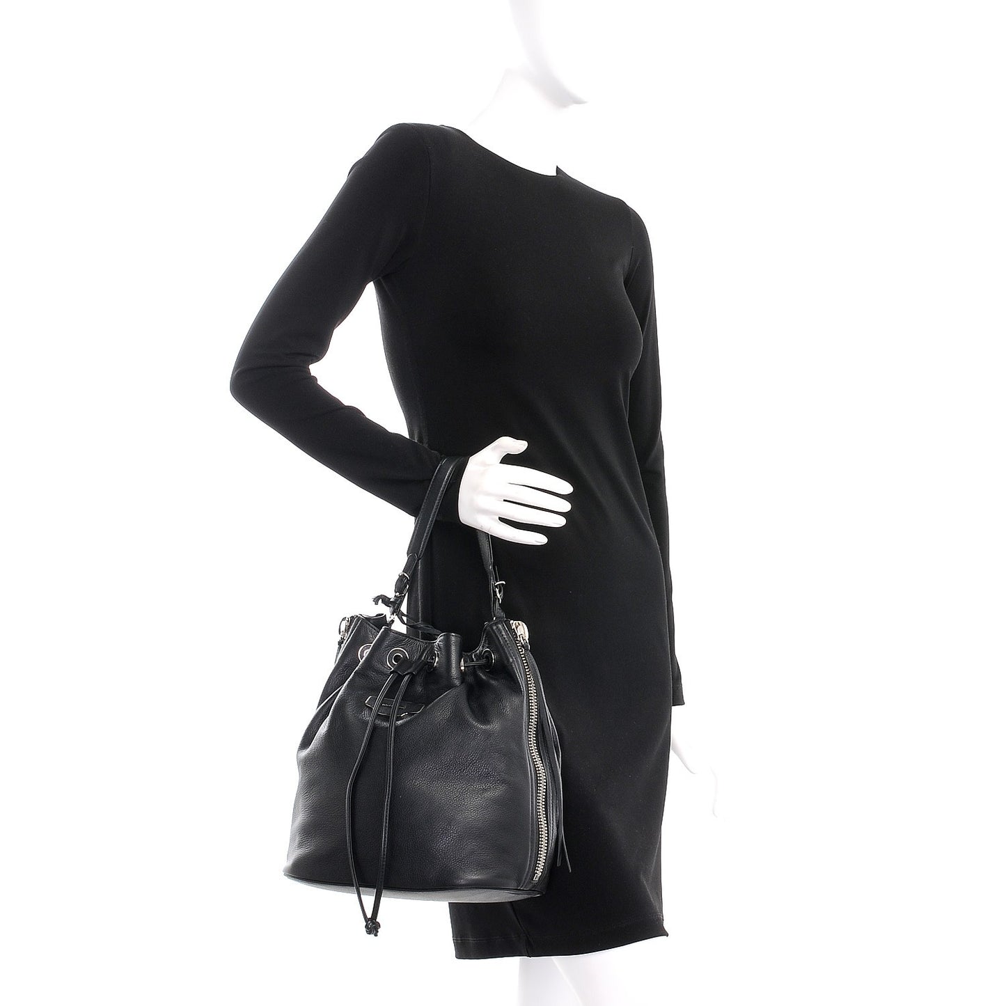 Veau Papier Plate Small Bucket Bag Black