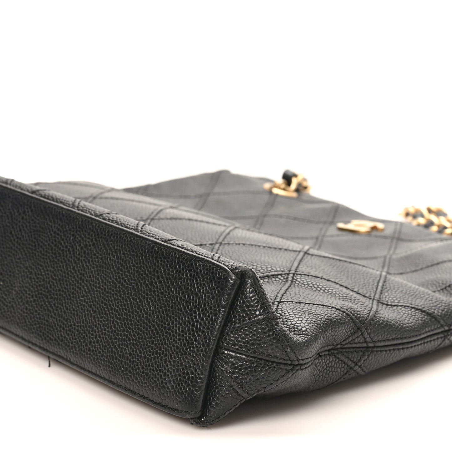 Caviar Diamond Embossed Shoulder Bag  Black