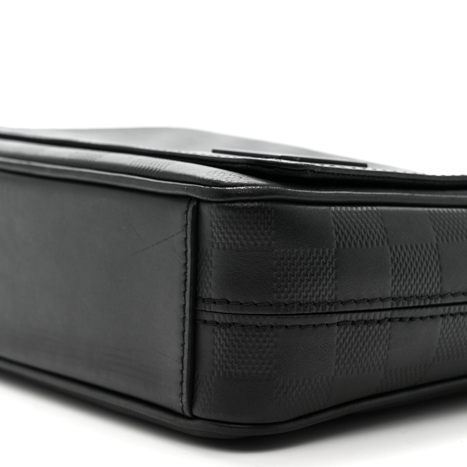 Louis Vuitton Damier Infini District PM Onyx 9 of 9