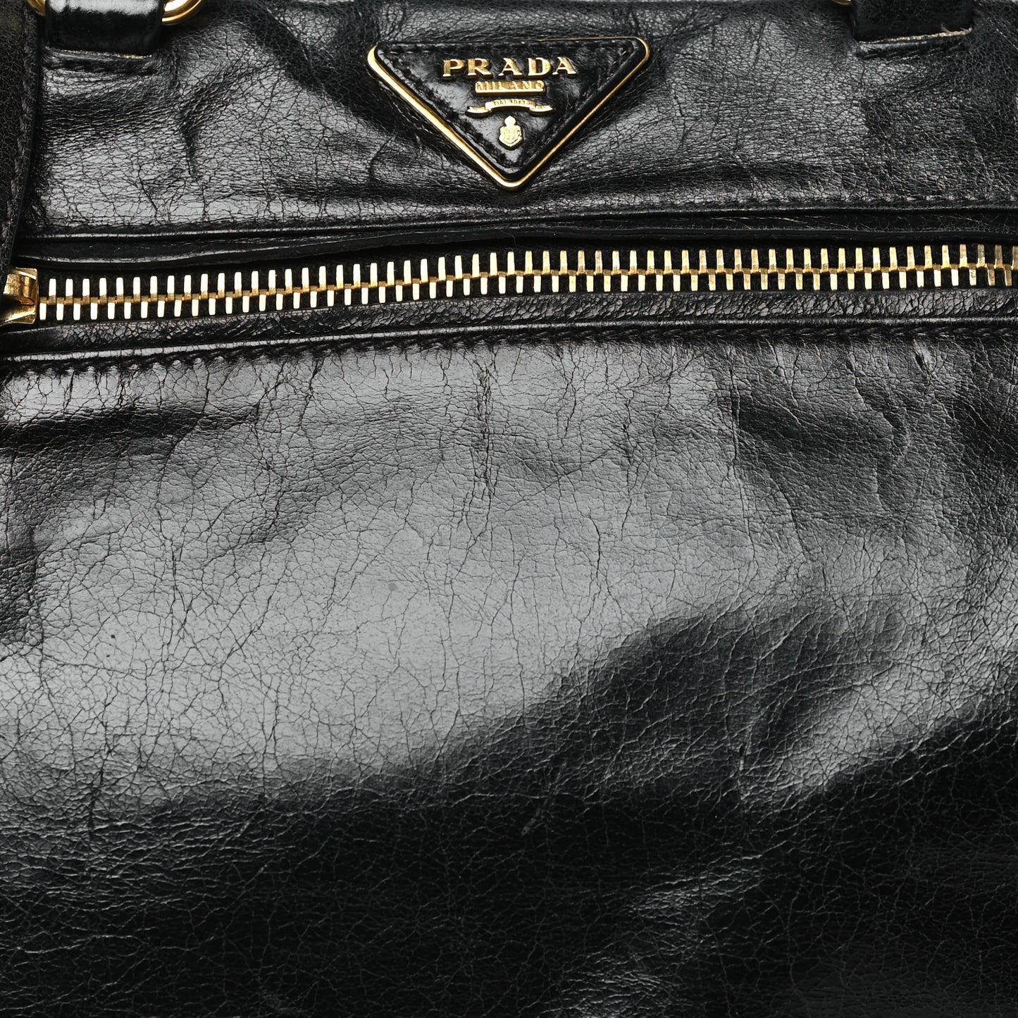 Vitello Shine Satchel Black
