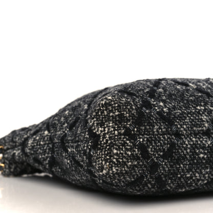 Chanel Tweed Quilted Chanel 22 Black Ecru 9 of 11