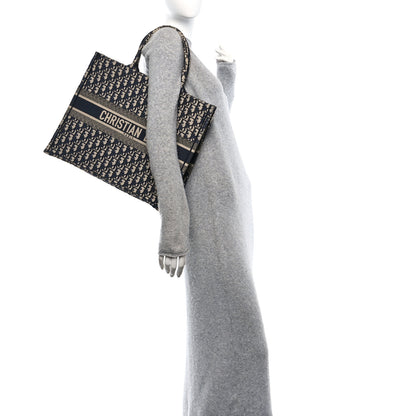 Christian Dior Oblique Large Book Tote Blue Multicolor 2 of 13
