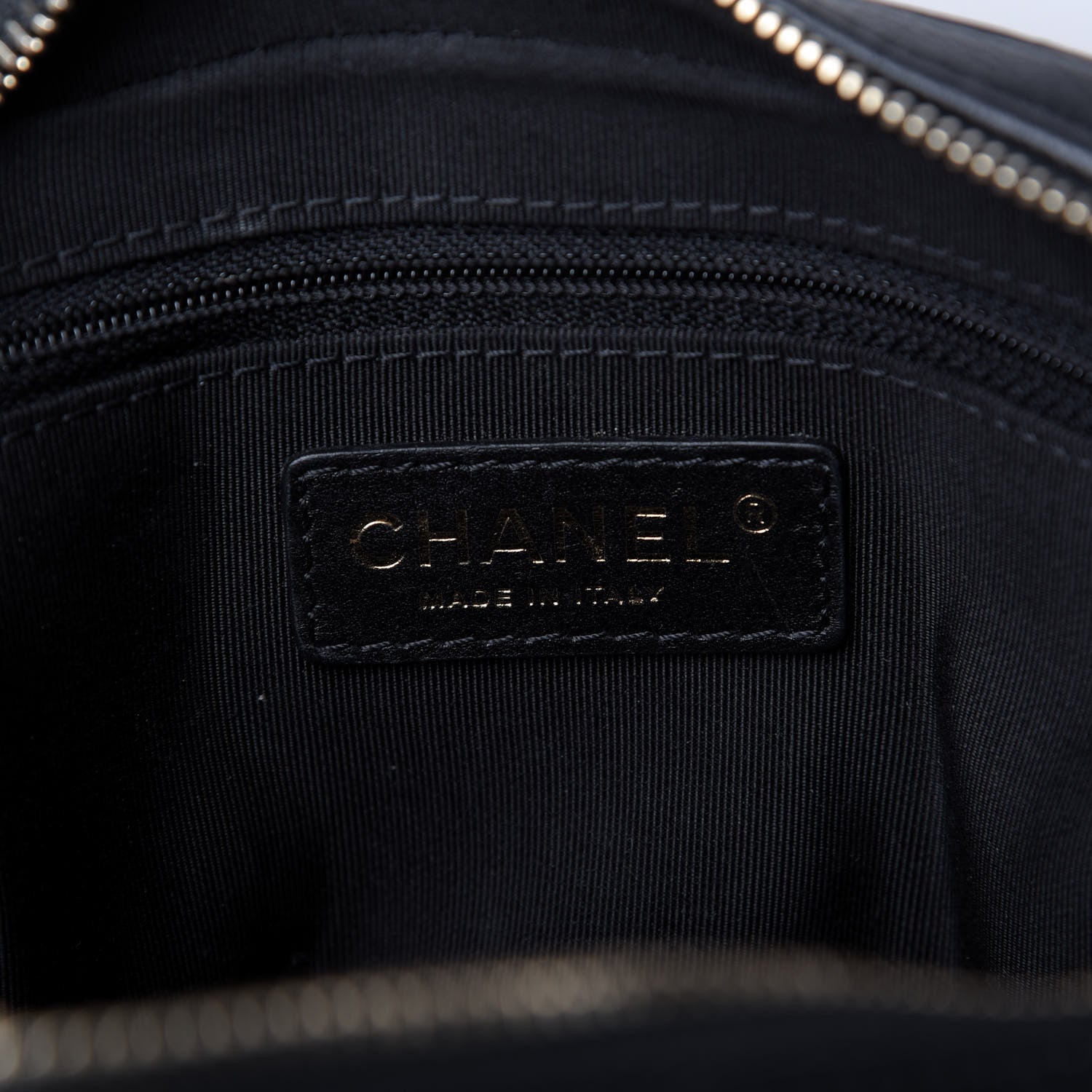 Chanel Calfskin Quilted CC Small Vanity Case Black 8 of 11