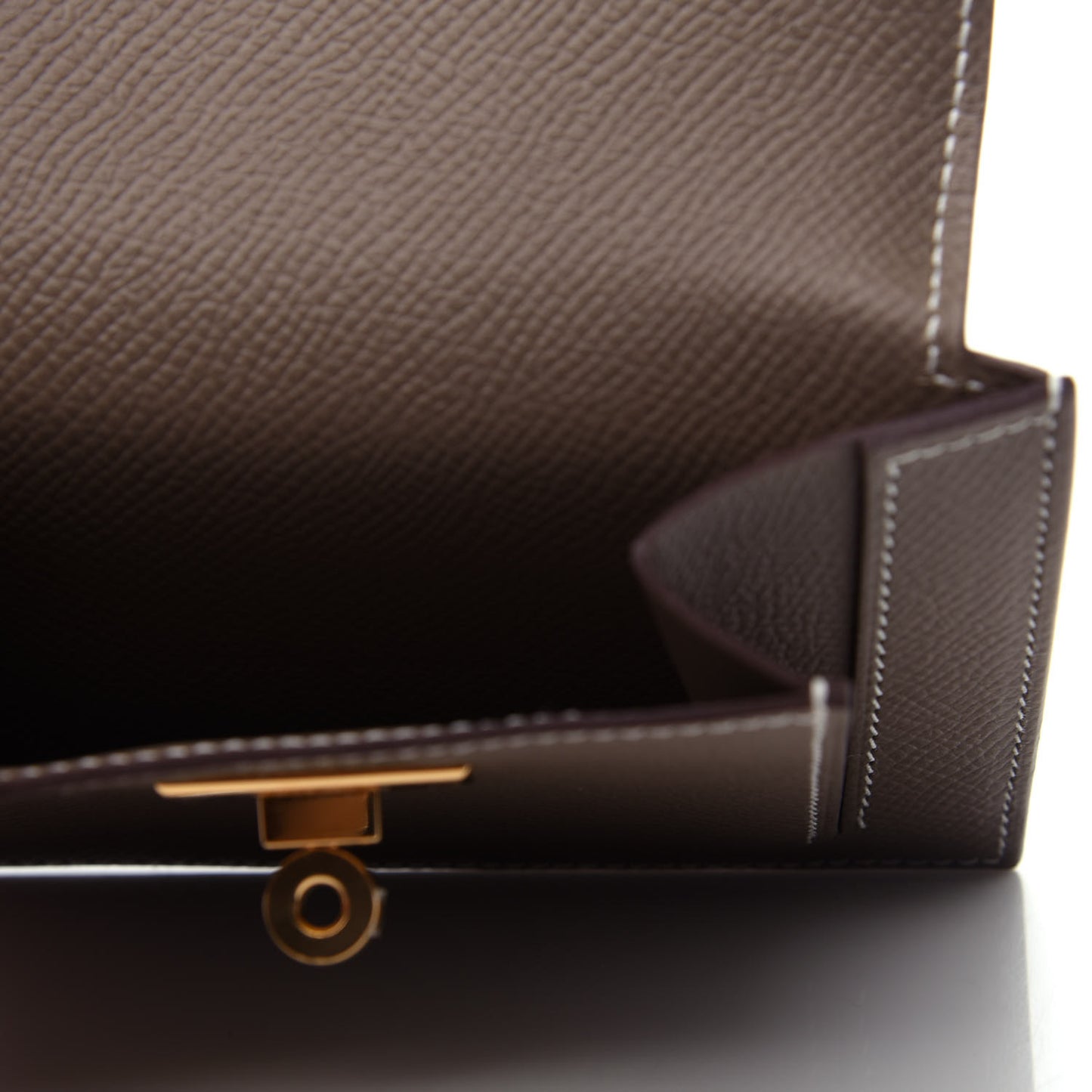 Epsom Kelly Pocket Compact Wallet Etoupe