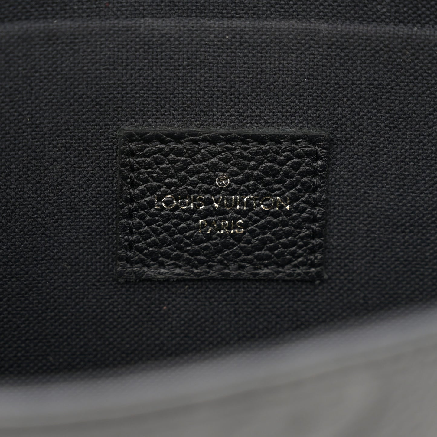 Empreinte Pochette Felicie Chain Wallet Black